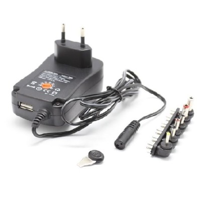CARREGADOR UNIVERSAL P/ TABLET 6DC TIPS + 1 USB